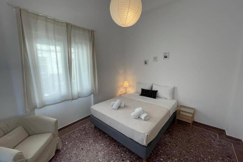 Panos Rooms Modern 3-Bedroom Apartment Andros Town Exterior photo